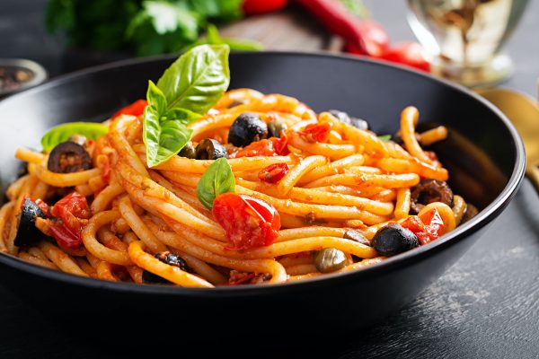 Spaghetti alla puttanesca - italian pasta